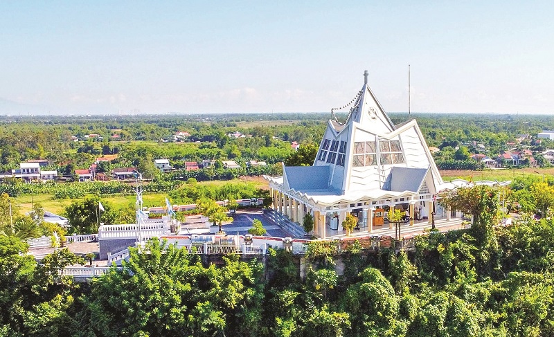 Thuê xe từ Hội An đi Đức Mẹ Trà Kiệu giá rẻ